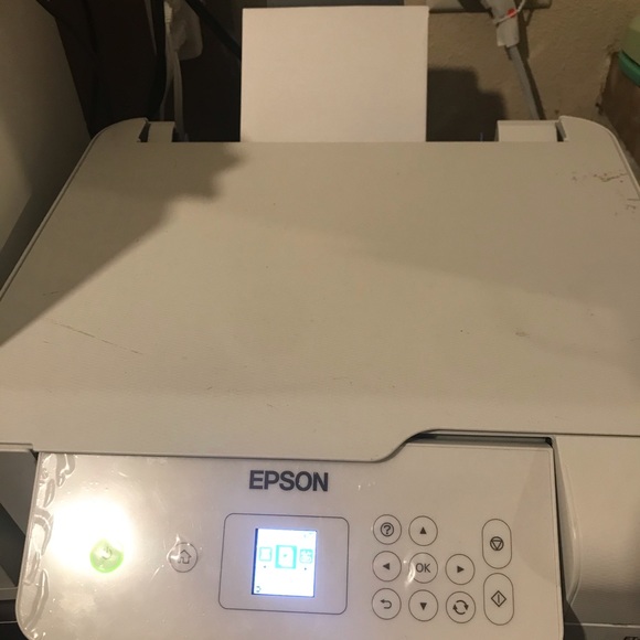 40 Shipping labels  20 sheets 2/labels per page - Picture 2 of 2